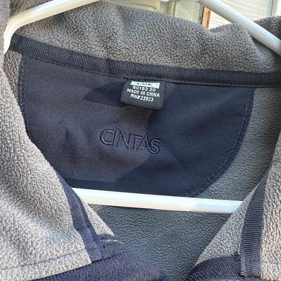 Cintas Gray and Navy Fleece Jacket - Picture 1 of 2